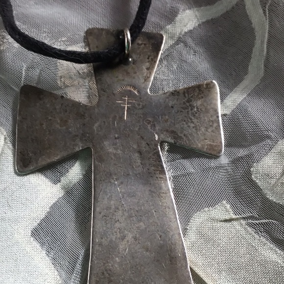 Silver Cross - Picture 4 of 4